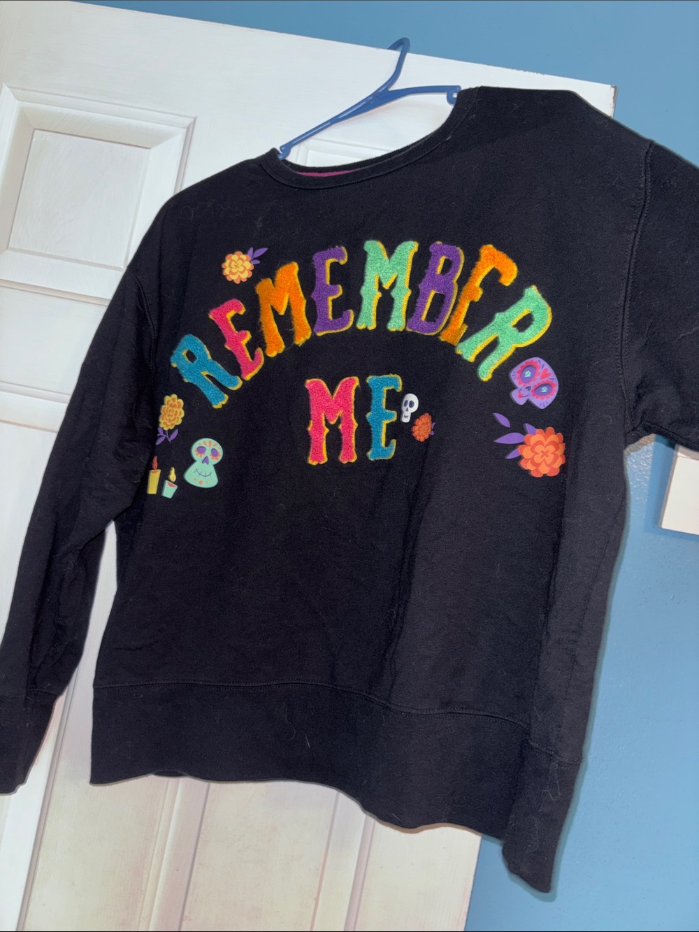 Black 'Remember Me' Embroidered Sweatshirt
